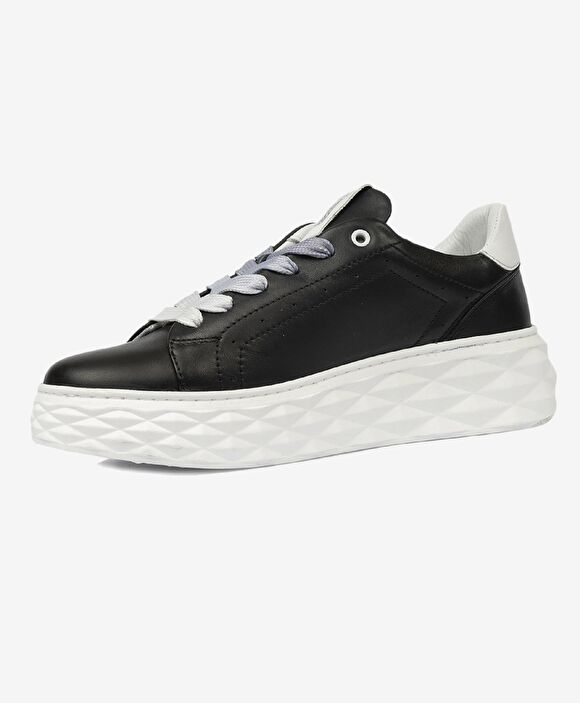 Kadın Siyah Hakiki Deri Sneaker Ayakkabı