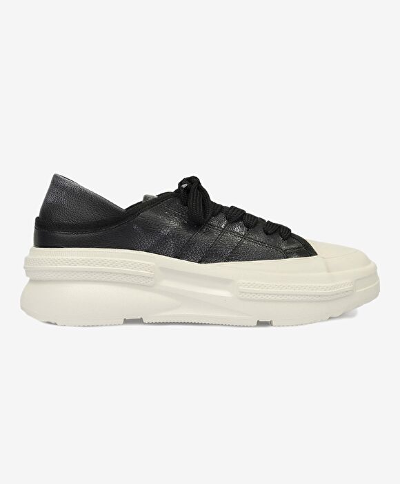 Kadın Siyah Beyaz Hakiki Deri Sneaker Ayakkabı