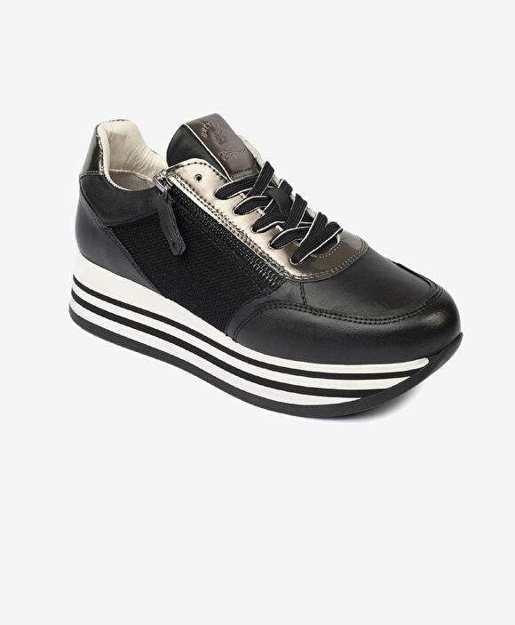 Kadın Siyah Hakiki Deri Spor Ayakkabı