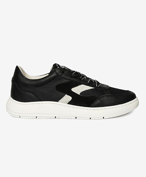 Kadın Siyah Beyaz Hakiki Deri Sneaker Ayakkabı