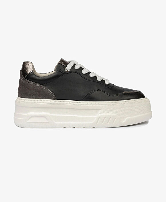Kadın Siyah Çelik Hakiki Deri Sneaker Ayakkabı