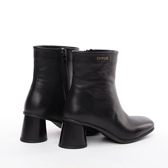 Kadın Siyah Hakiki Deri Bot