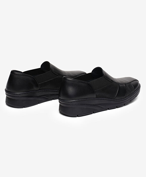 Kadın Siyah Hakiki Deri Comfort Ayakkabı