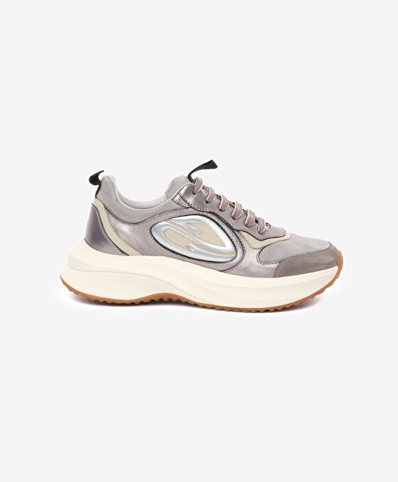 Kadın Çelik Hakiki Deri Spor Ayakkabı