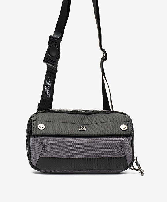 Erkek Gri Çapraz Çanta