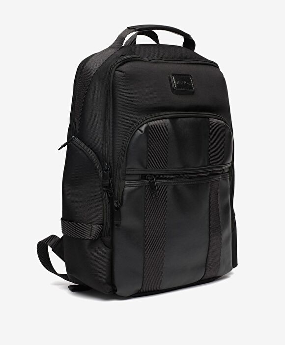 Erkek Siyah Sırt Çantası