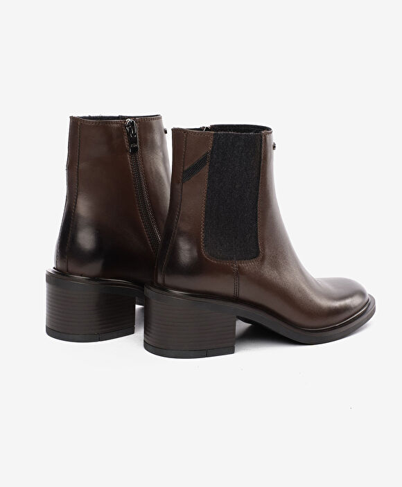 Kadın Kahverengi Hakiki Deri Topuklu Bot