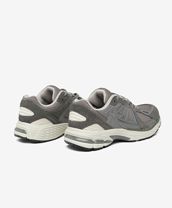 Kadın Gri Hakiki Deri Spor Ayakkabı