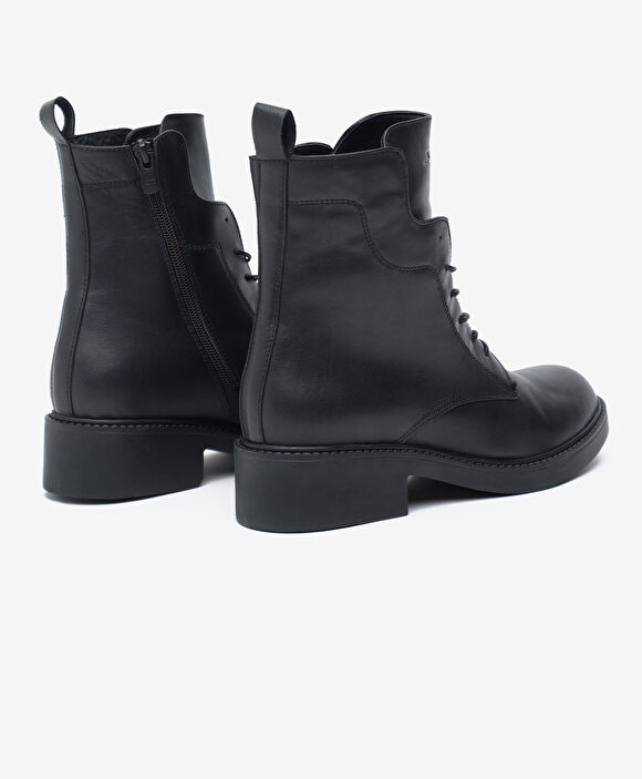 Kadın Siyah Hakiki Deri Bot