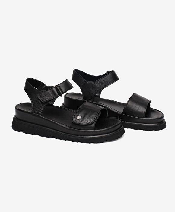 Kadın Siyah Hakiki Deri Sandalet