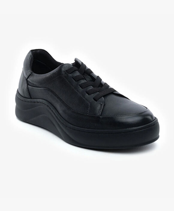 Kadın Siyah Hakiki Deri Sneaker Ayakkabı