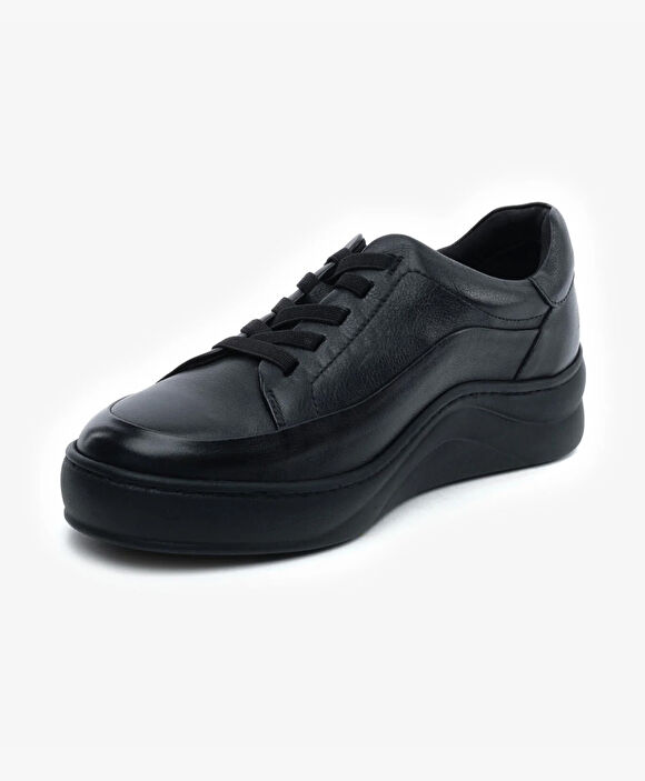 Kadın Siyah Hakiki Deri Sneaker Ayakkabı