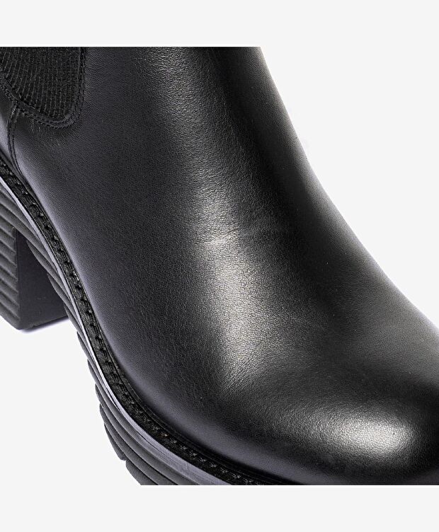 Kadın Siyah Hakiki Deri Topuklu Bot - 4