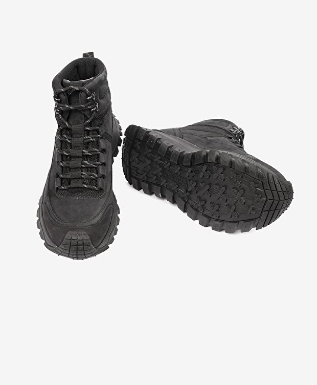 Siyah Su Geçirmez Bot - 6