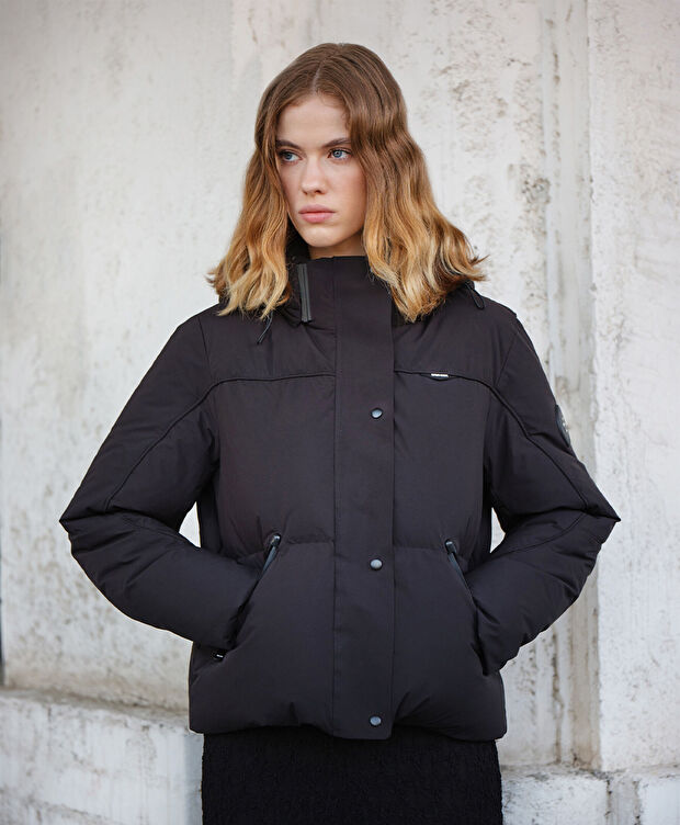 Kadın Siyah Suya Dayanıklı Kaz Tüyü Mont - 8