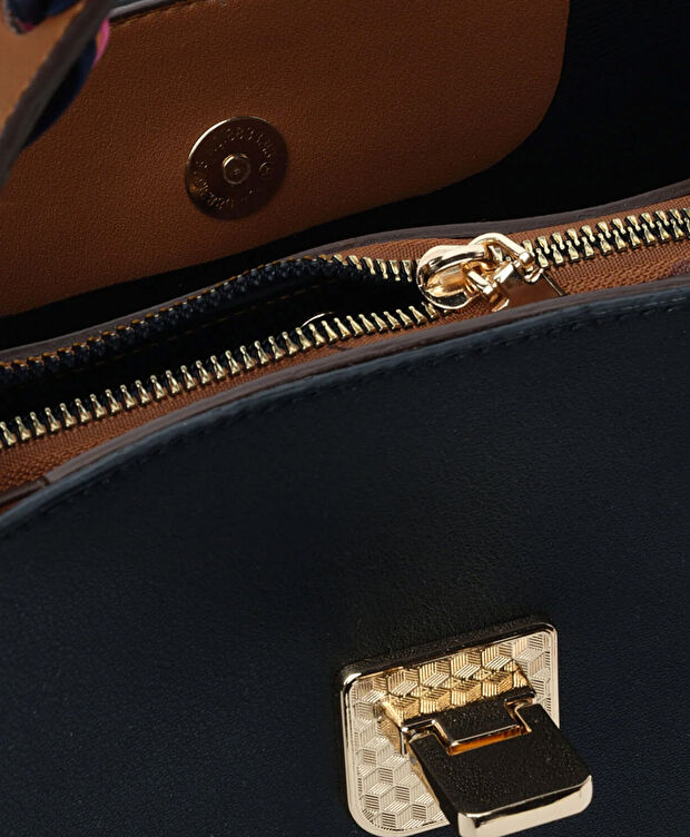 Kadın Siyah Kol Çantası - 5