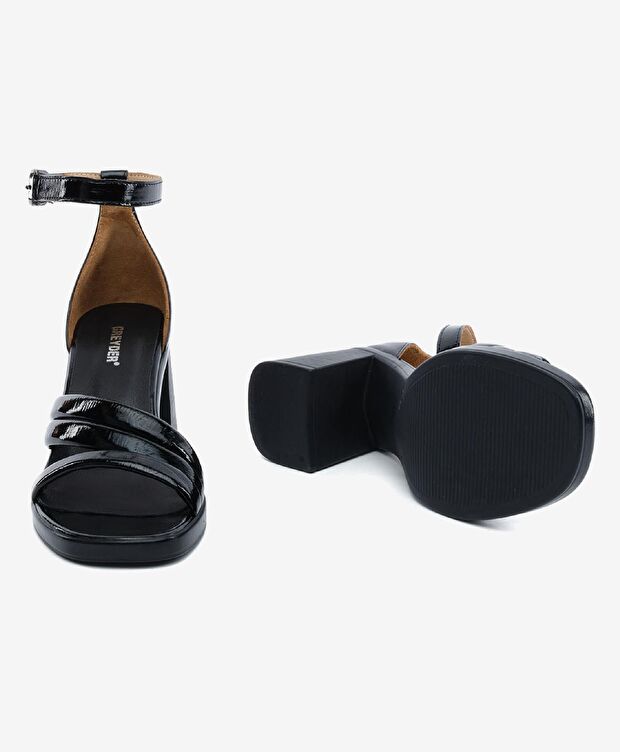 Kadın Siyah Rugan Hakiki Deri Topuklu Sandalet - 6